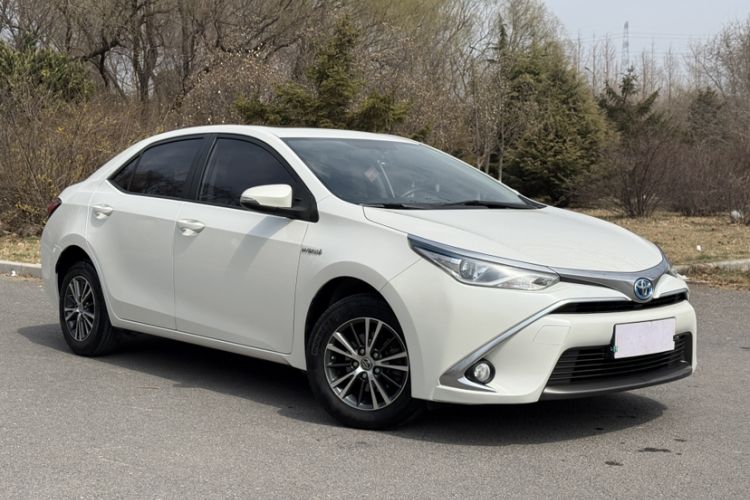 Used Toyota Levin 2016 Dual-Engine 1.8H GS E-CVT Elite Model with Sunroof
