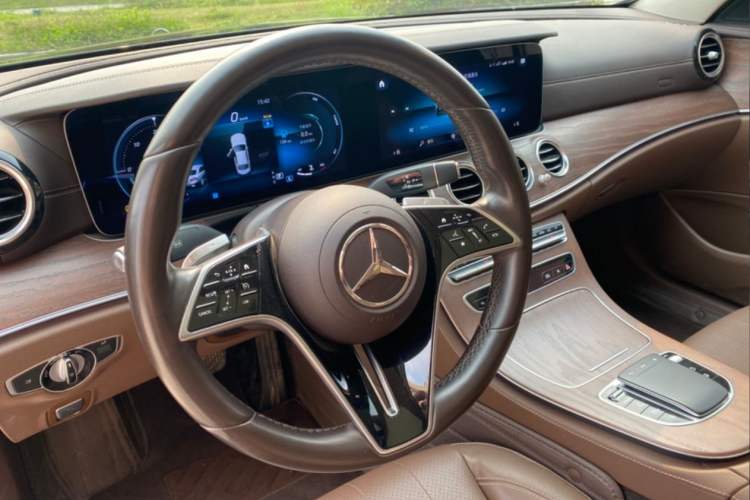 Used Mercedes-Benz E-Class 2023 Updated E 300 L Luxury Edition
