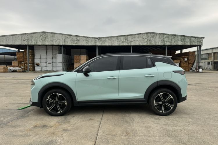 Used Lynk & Co 06 EM-P 2023 EM-P 126 Long-Range Halo Exterior 5