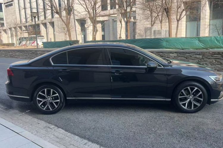 Used Volkswagen Magotan 2020 330TSI DSG Leading Model
