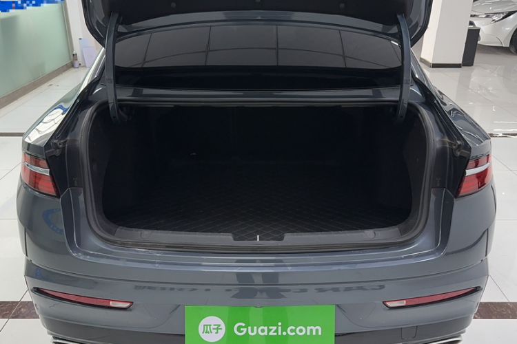 Used Geely Auto Preface 2023 2.0TD Prestige Version Trunk
