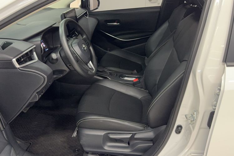 Used Toyota Corolla 2022 Dual-Motor 1.8L E-CVT Pioneer Edition
