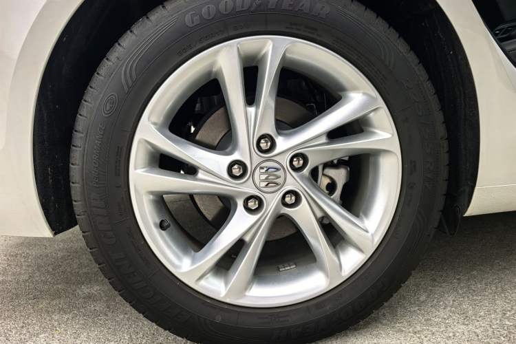 Used Buick Regal 2024 25T Deluxe Edition