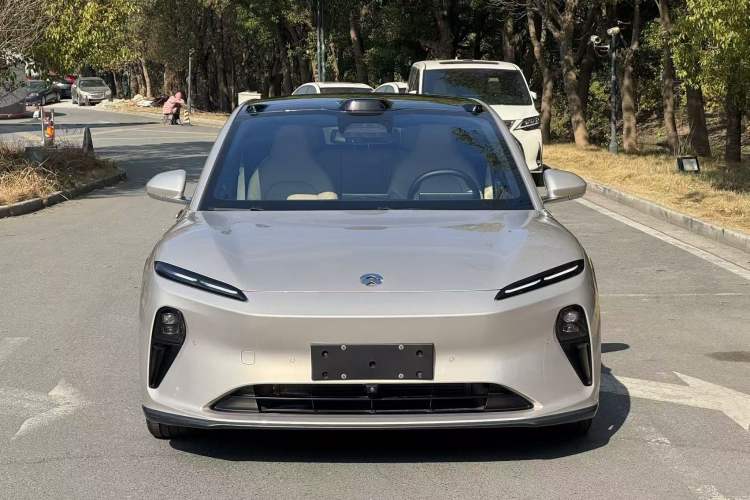 Used Nio ET5T 2023 75 kWh Touring