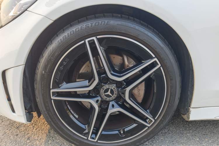 Used Mercedes-Benz C-Class 2020 C 260 Coupe Exterior 6