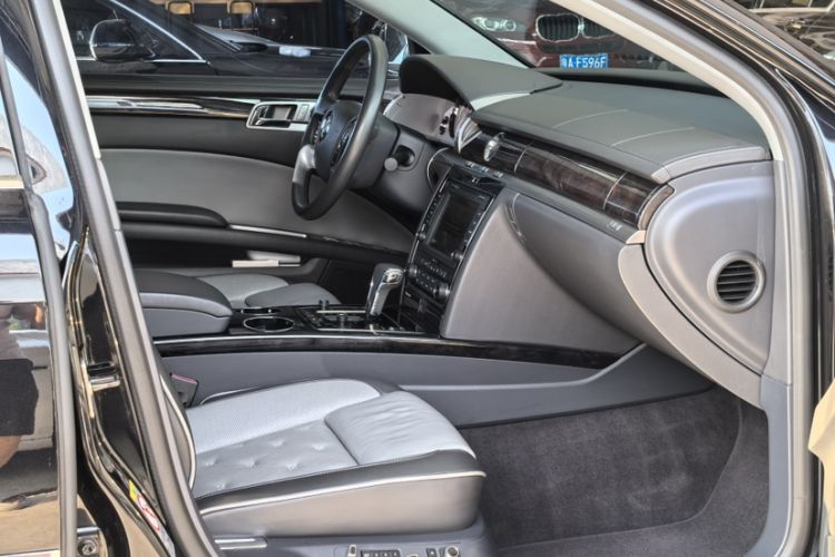 Used Volkswagen Phaeton 2014 3.0L Business Model