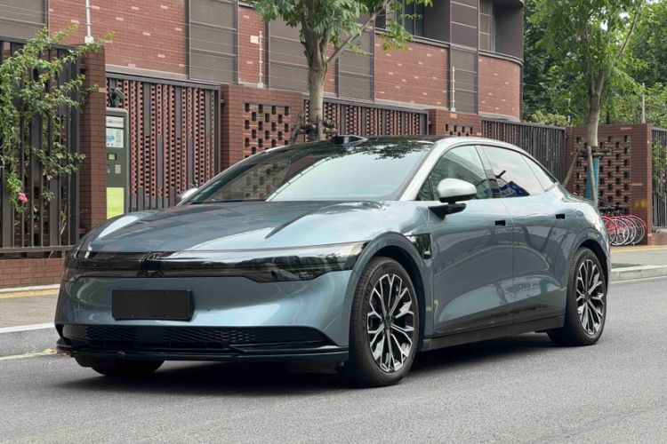 Used Zeekr 007 2025 Long-Range Rear-Wheel-Drive Intelligent Driving Version 100 kWh