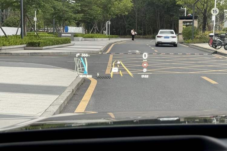 Used Li Auto L6 2024 Pro Model Interior 12