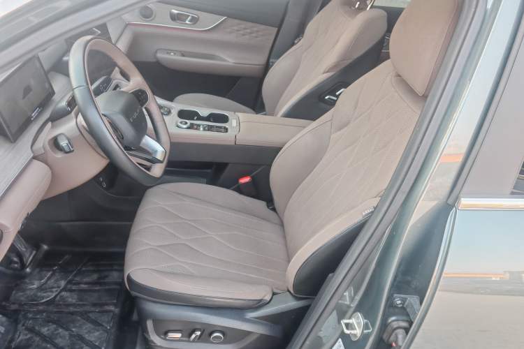 Used Chery Fengyun T8 2025 1.5T 130km Deluxe Version 5 Seats