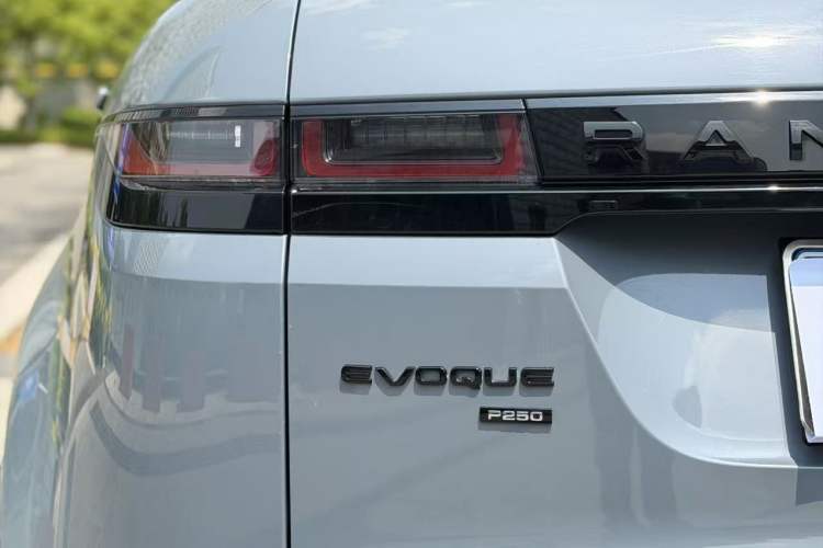 Used Land Rover Range Evoque 2020 249 PS R-DYNAMIC S First-Edition Sport Custom Edition