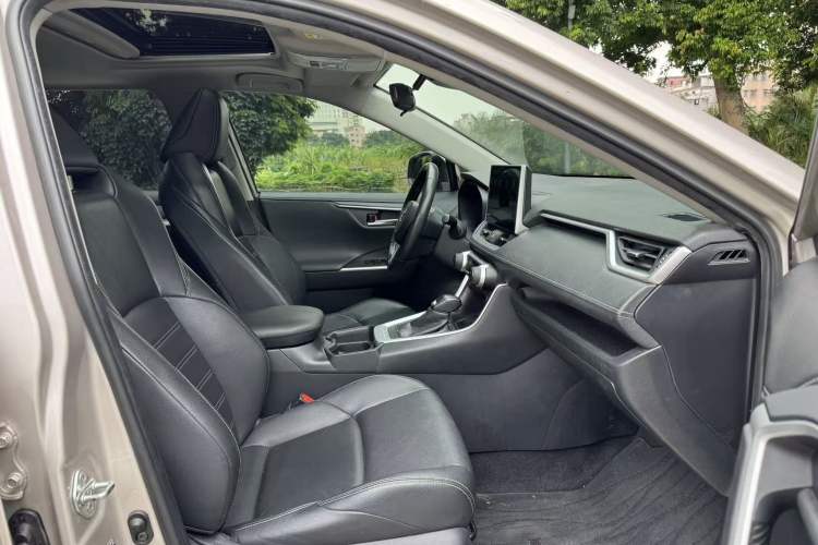 Used Toyota Wildlander 2021 2.0L CVT Two-Wheel Drive Luxury Edition