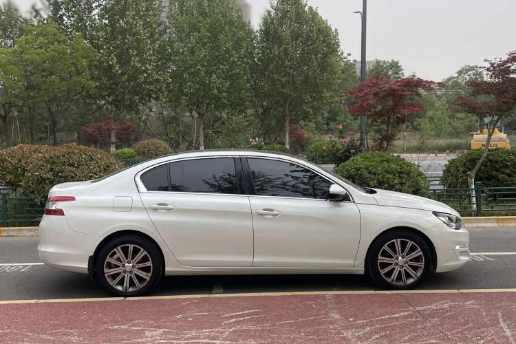 Used Peugeot 408 2014 1.8L Automatic Luxury Edition
