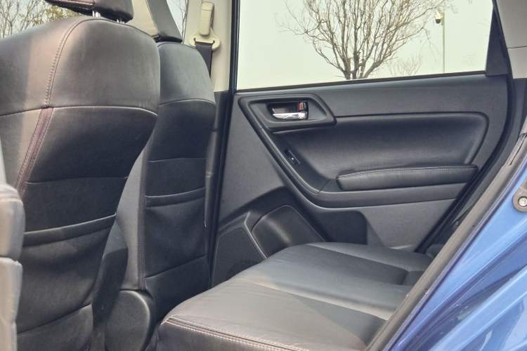 Used Subaru Forester 2013 2.5i Automatic Luxury Edition
