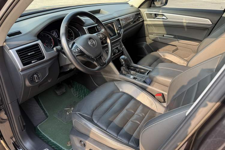 Used Volkswagen Teramont 2017 330TSI Two-Wheel-Drive Luxury Edition
