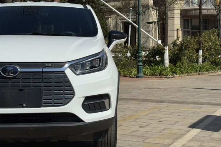 Used BYD Yuan New Energy 2019 EV535 Smart Connect Trendsetting Model