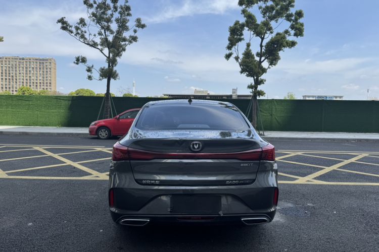 Used CHANGAN Eado 2024 PLUS Blue Whale NE 1.4T GDI DCT High-Energy Edition Exterior 3