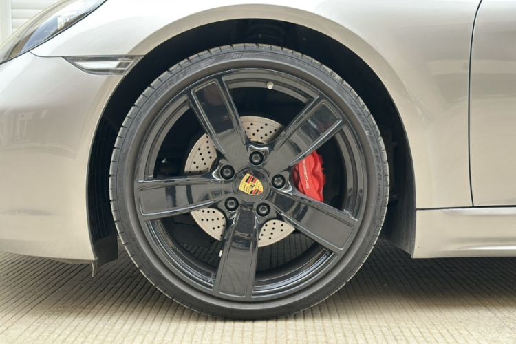 Used Porsche 718 2020 Cayman 2.0T
