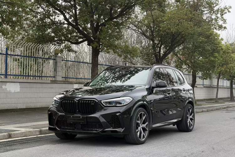 Used BMW X5 2019 xDrive40i Luxury Model with M Sport Package