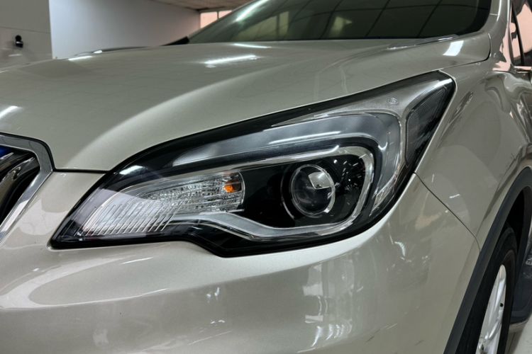 Used Buick Envision 2016 20T Two-Wheel-Drive Elite Model
