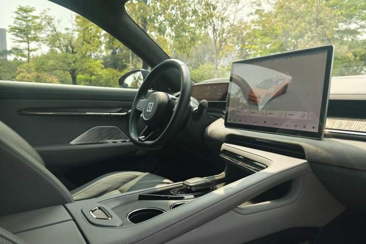 Used Zeekr 001 2023 YOU Edition 100 kWh
