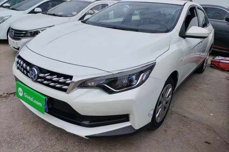 Used Venucia D60 2020 1.6L Entry Manual Comfort Edition
