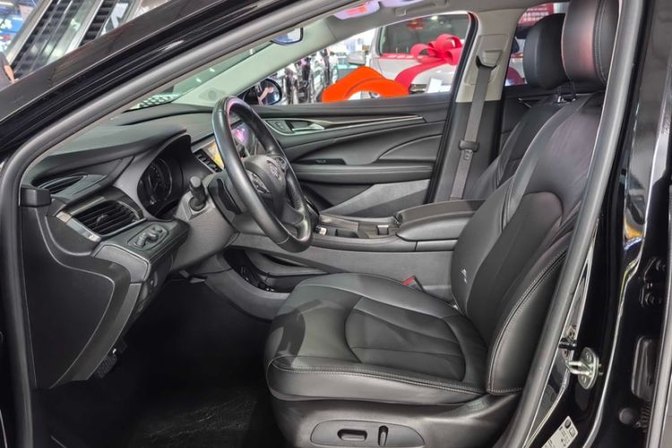 Used Buick LaCrosse 2022 552T Luxury Version Interior 3