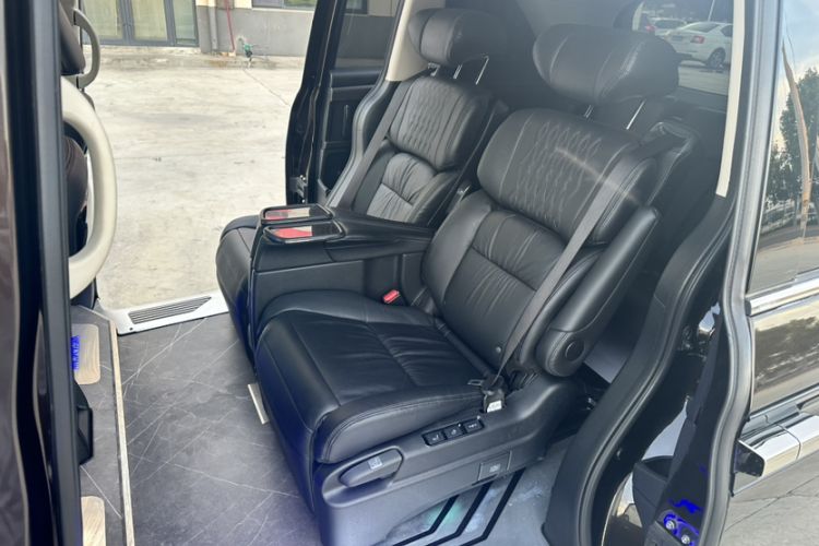 Used Honda Elysion 2022 2.0L eHEV Luxury Edition