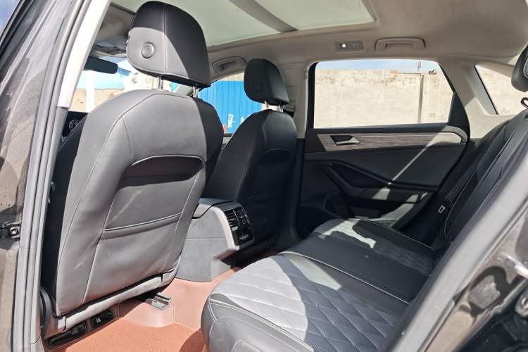 Used Volkswagen Sagitar 2023 200TSI DSG Excellence Edition Interior 3