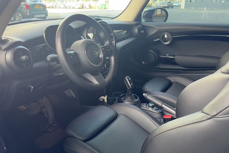 Used MINI 2022 1.5T COOPER Artist