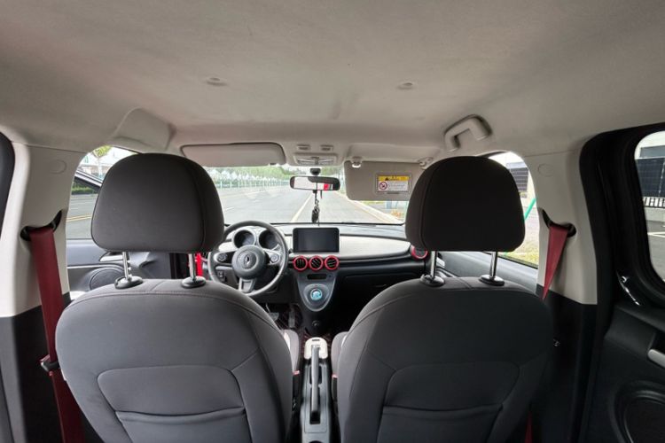 Used ORA Black Cat 2021 301 km Basic Version