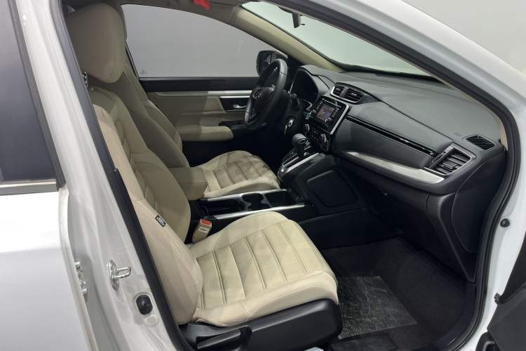 Used Honda CR-V 2021 240TURBO CVT 2WD Comfort Version Interior 2
