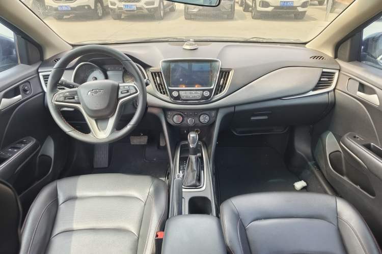 Used Chevrolet Monza 2020 Light Hybrid Redline 320T Dual-Clutch Joyful Edition