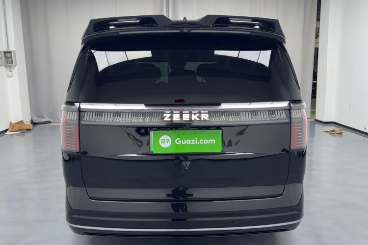 Used Zeekr 009 2024 7-Seater Aisle Version 108 kWh
