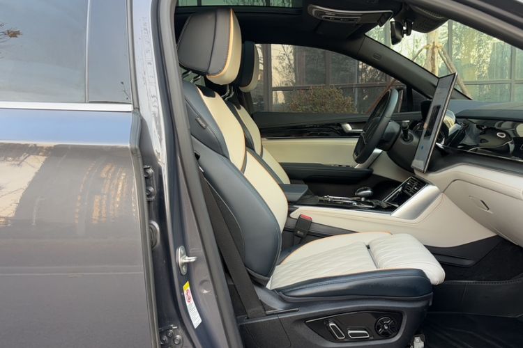 Used BYD Tang New Energy 2022 DM-p 215 km All-Wheel-Drive Deluxe Model