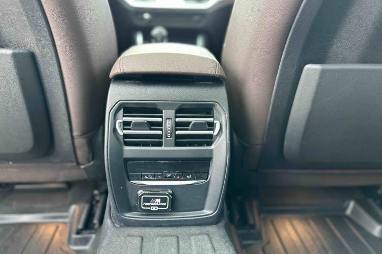 Used BMW 3 Series 2020 325Li First Edition Interior 7