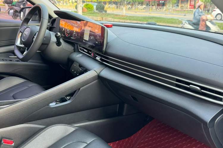 Used Hyundai Elantra 2021 1.5L CVT GLX Elite Edition