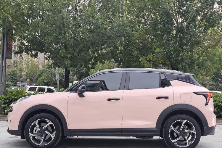 Used Lynk & Co 06 EM-P 2022 PHEV 84 km Range Pro Version