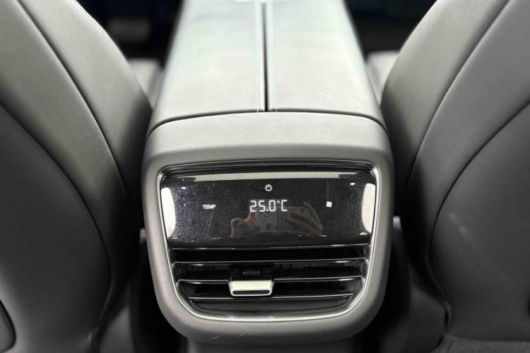 Used Deepal SL03 2023 200Max Range-Extended Version
