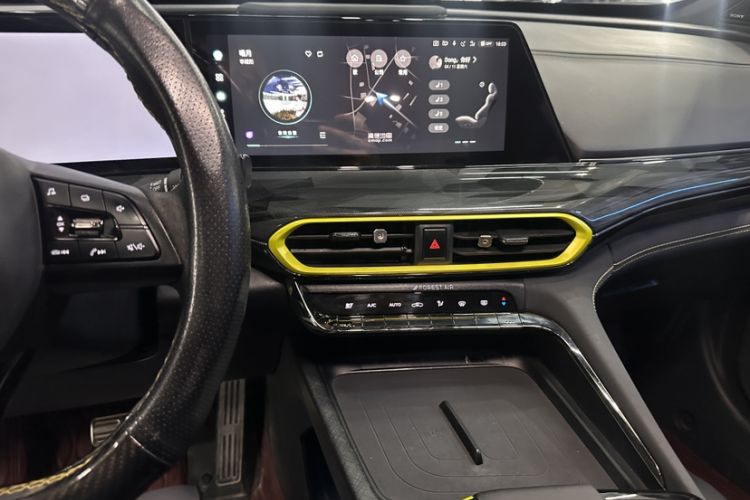 Used CHANGAN UNI-T 2022 1.5T Sport Edition Flagship Version Audio And AC Panel