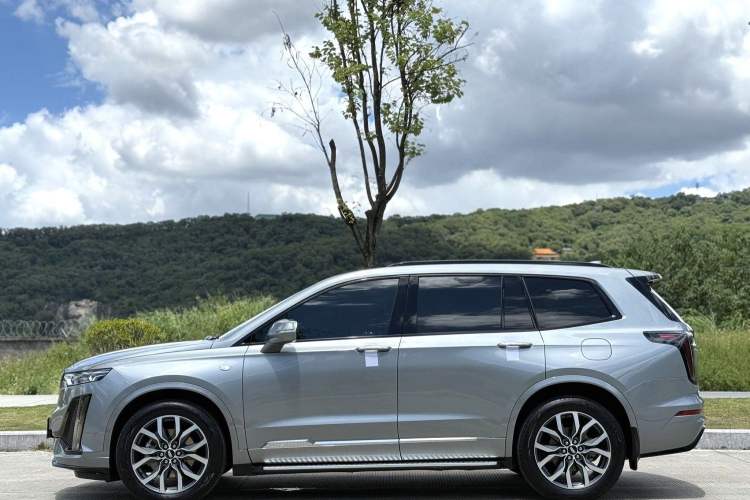 Used Cadillac XT6 2022 2.0T Six-Seater Four-Wheel-Drive Prestige Version
