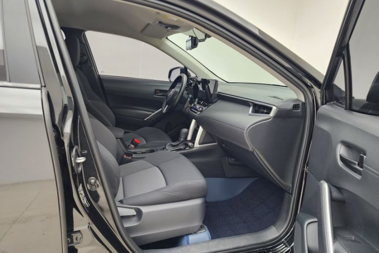 Used Toyota FRONTLANDER 2023 2.0L CVT Elite Edition