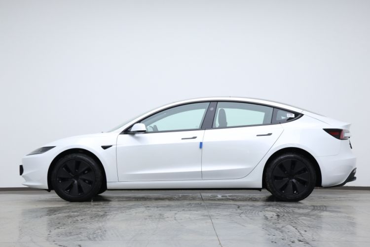 Used Tesla Model 3 2025 Model Revised Rear-Wheel-Drive Version
