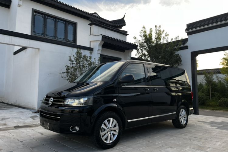 Used Volkswagen Multivan 2014 2.0 TSI Four-Wheel-Drive Executive Edition