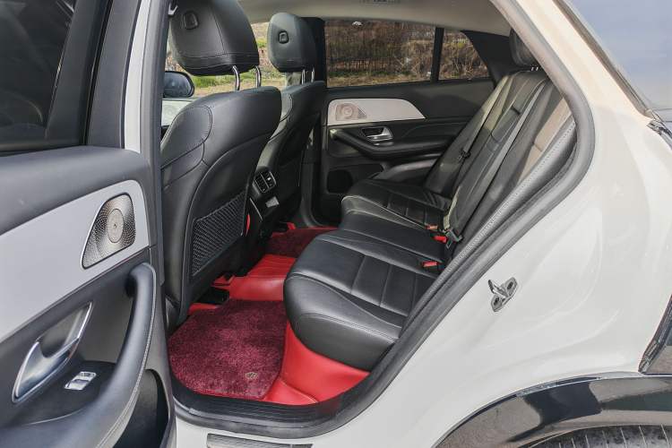 Used Mercedes-Benz GLE Coupe 2020 GLE 350 4MATIC Coupe SUV Luxury Model Interior 2