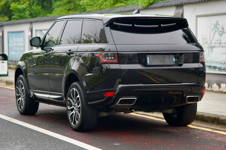 Used Land Rover Range Rover Sport 2021 3.0 L6 YAO Black Edition