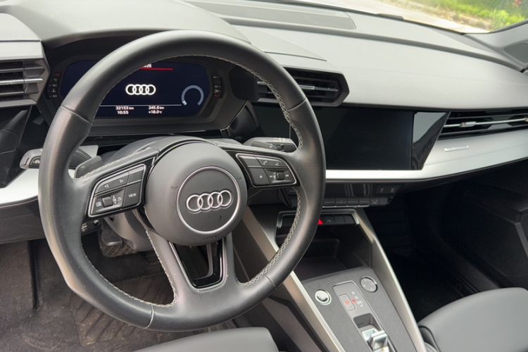 Used Audi A3 2024 Sportback 35 TFSI Fashionable Sports Model Steering Wheel