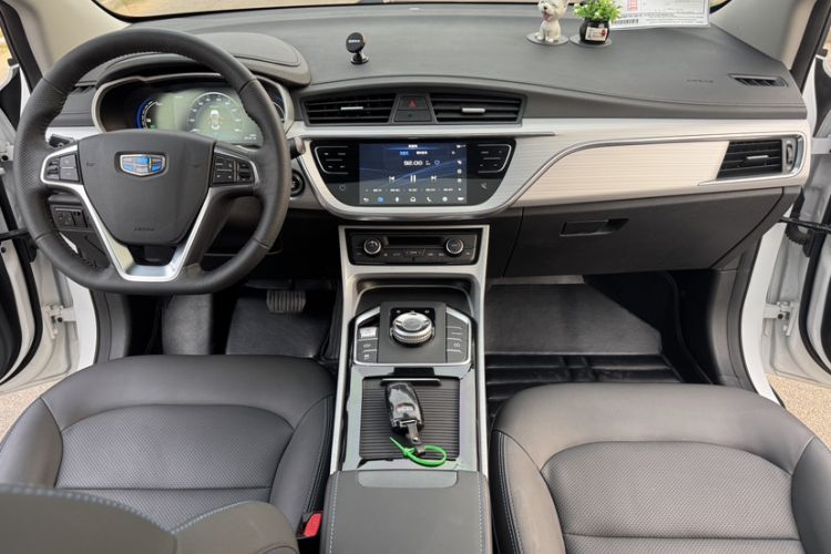 Used Geely Auto Emgrand GSe 2018 ZhenShang Model Interior 4