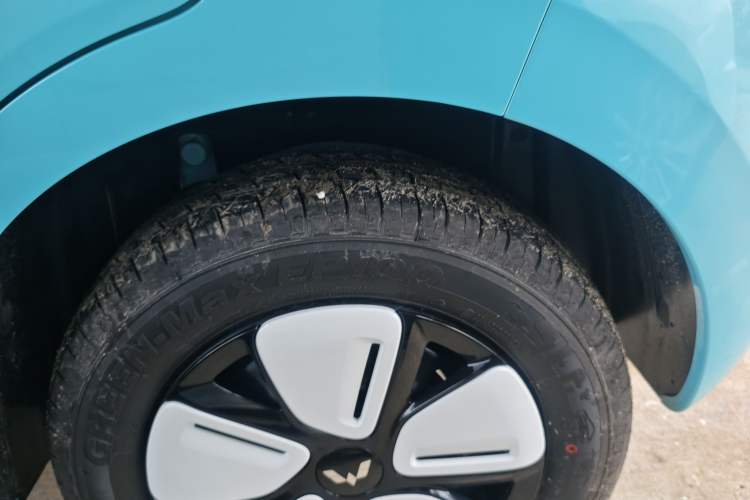 Used Wuling Hongguang MINIEV 2025 Four-Door Version Advanced Edition