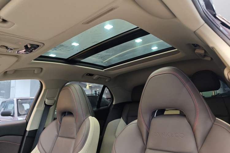 Used Lynk & Co 02 2020 High-Energy Edition 2.0T Automatic Two-Wheel Drive Shine Pro Edition
