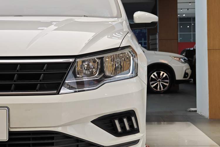 Used Volkswagen Jetta 2019 Dream Edition 1.5L Manual Fashion Version